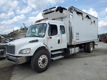  Salvage Freightliner M2 106 Med