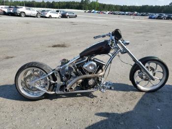  Salvage Cust Tanker Motorcycle