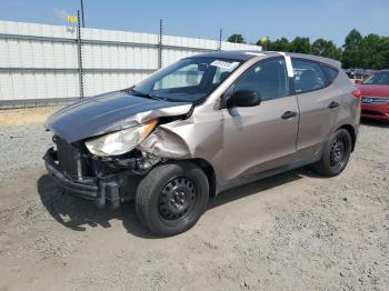  Salvage Hyundai TUCSON