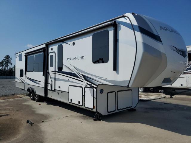  Salvage Aval Camper