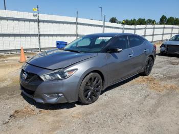  Salvage Nissan Maxima