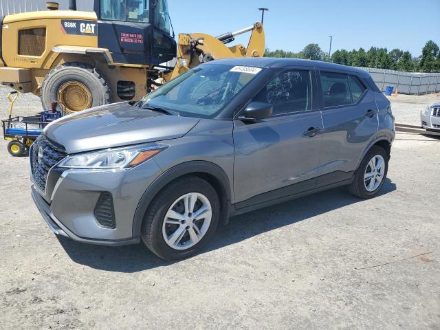  Salvage Nissan Kicks