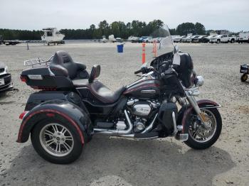  Salvage Harley-Davidson Fl