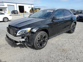  Salvage Mercedes-Benz GLA