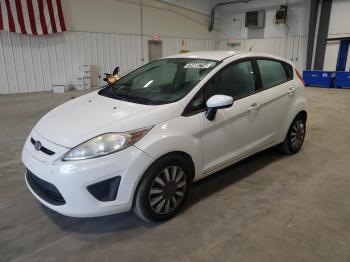  Salvage Ford Fiesta