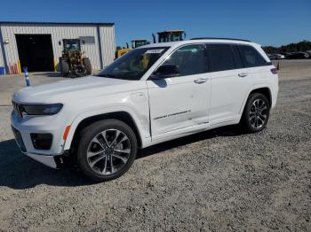  Salvage Jeep Grand Cherokee