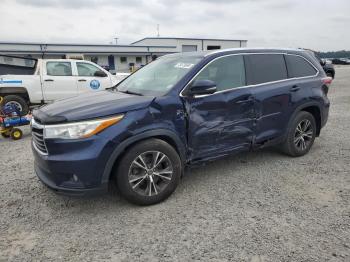  Salvage Toyota Highlander