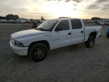  Salvage Dodge Dakota