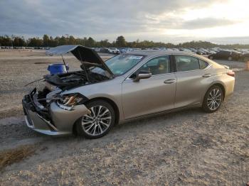  Salvage Lexus Es