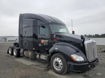  Salvage Kenworth Constructi