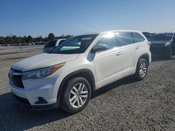  Salvage Toyota Highlander