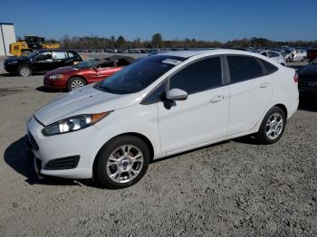  Salvage Ford Fiesta