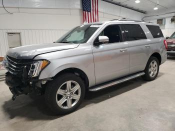  Salvage Ford Expedition