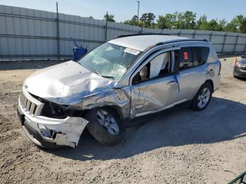  Salvage Jeep Compass