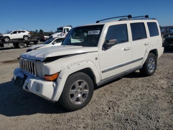  Salvage Jeep Commander