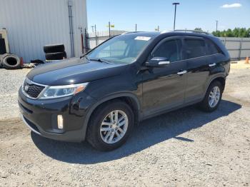  Salvage Kia Sorento