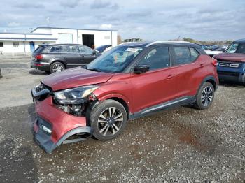  Salvage Nissan Kicks