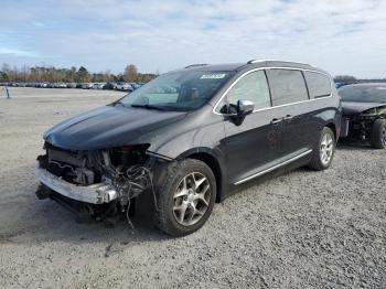  Salvage Chrysler Pacifica