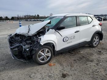  Salvage Nissan Kicks