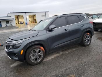  Salvage Kia Seltos