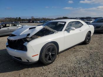  Salvage Dodge Challenger