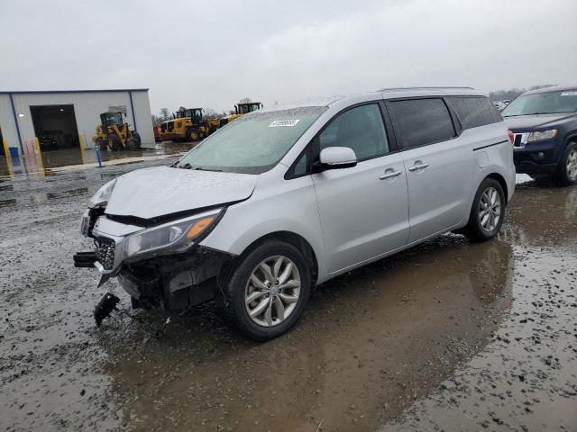  Salvage Kia Sedona