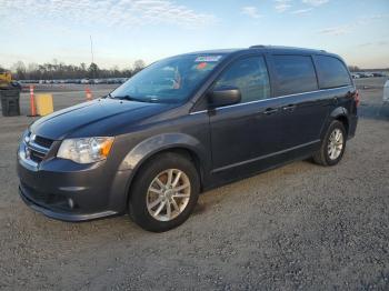  Salvage Dodge Caravan