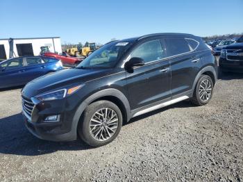  Salvage Hyundai TUCSON