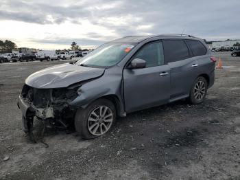  Salvage Nissan Pathfinder