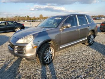  Salvage Porsche Cayenne