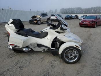  Salvage Can-Am Spyder