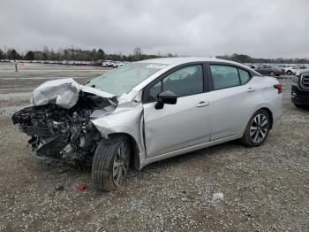  Salvage Nissan Versa