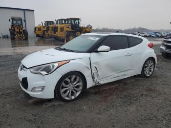  Salvage Hyundai VELOSTER