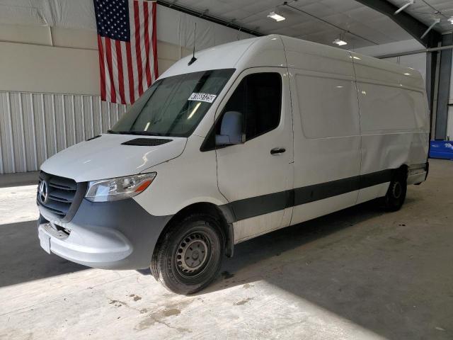  Salvage Mercedes-Benz Sprinter