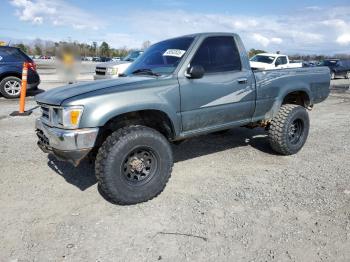  Salvage Toyota Pickup