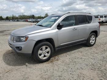  Salvage Jeep Compass