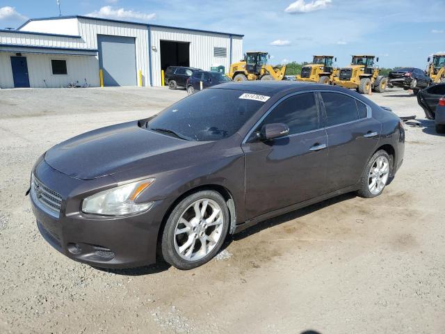  Salvage Nissan Maxima