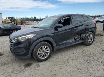  Salvage Hyundai TUCSON
