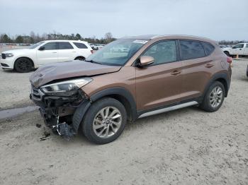  Salvage Hyundai TUCSON