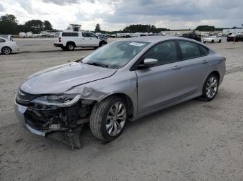  Salvage Chrysler 200