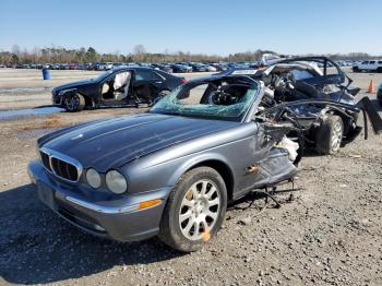  Salvage Jaguar Xj8