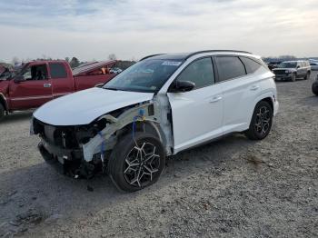  Salvage Hyundai TUCSON