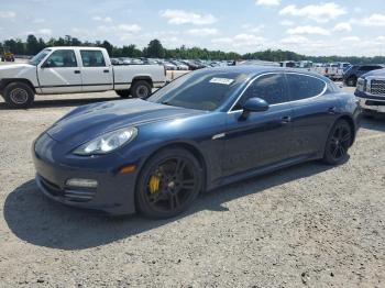  Salvage Porsche Panamera