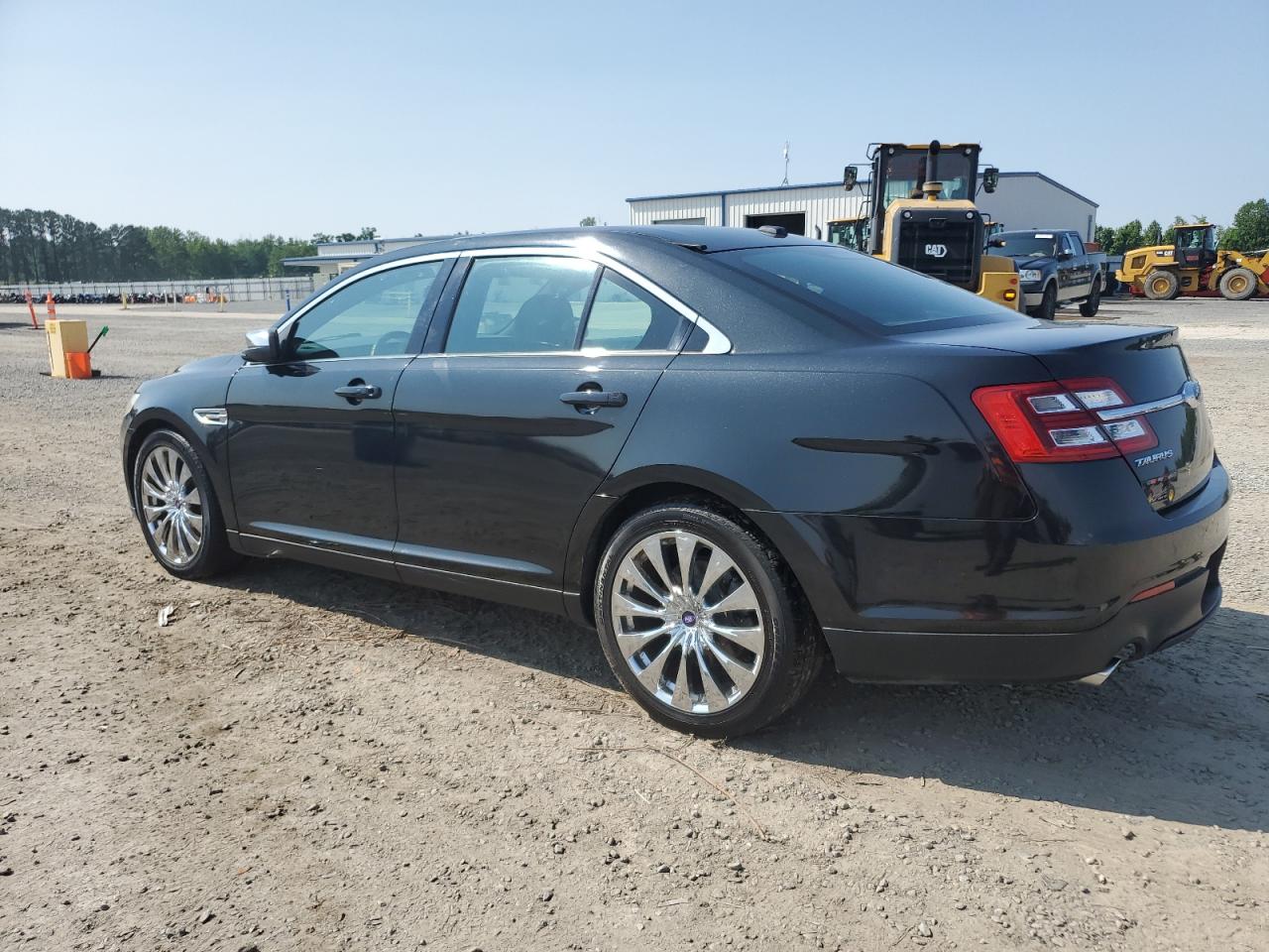 Ford Taurus Limited Image 11