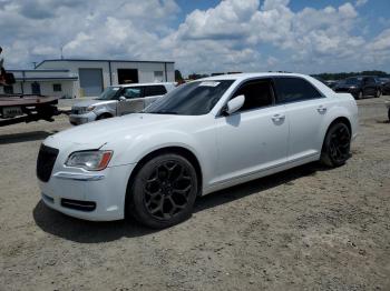  Salvage Chrysler 300