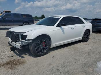  Salvage Chrysler 300