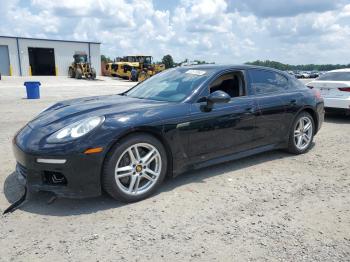  Salvage Porsche Panamera