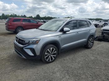  Salvage Volkswagen Taos