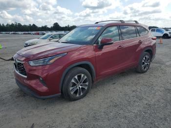  Salvage Toyota Highlander