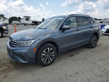  Salvage Volkswagen Tiguan